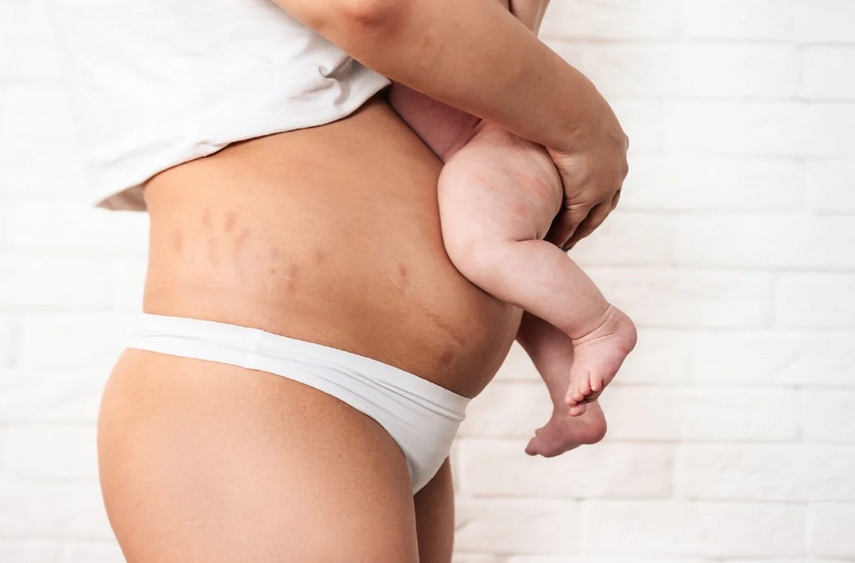 Postpartum body check-up at the clinic